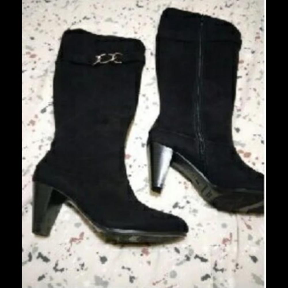 Predictions Women Black Boot's Size 6W